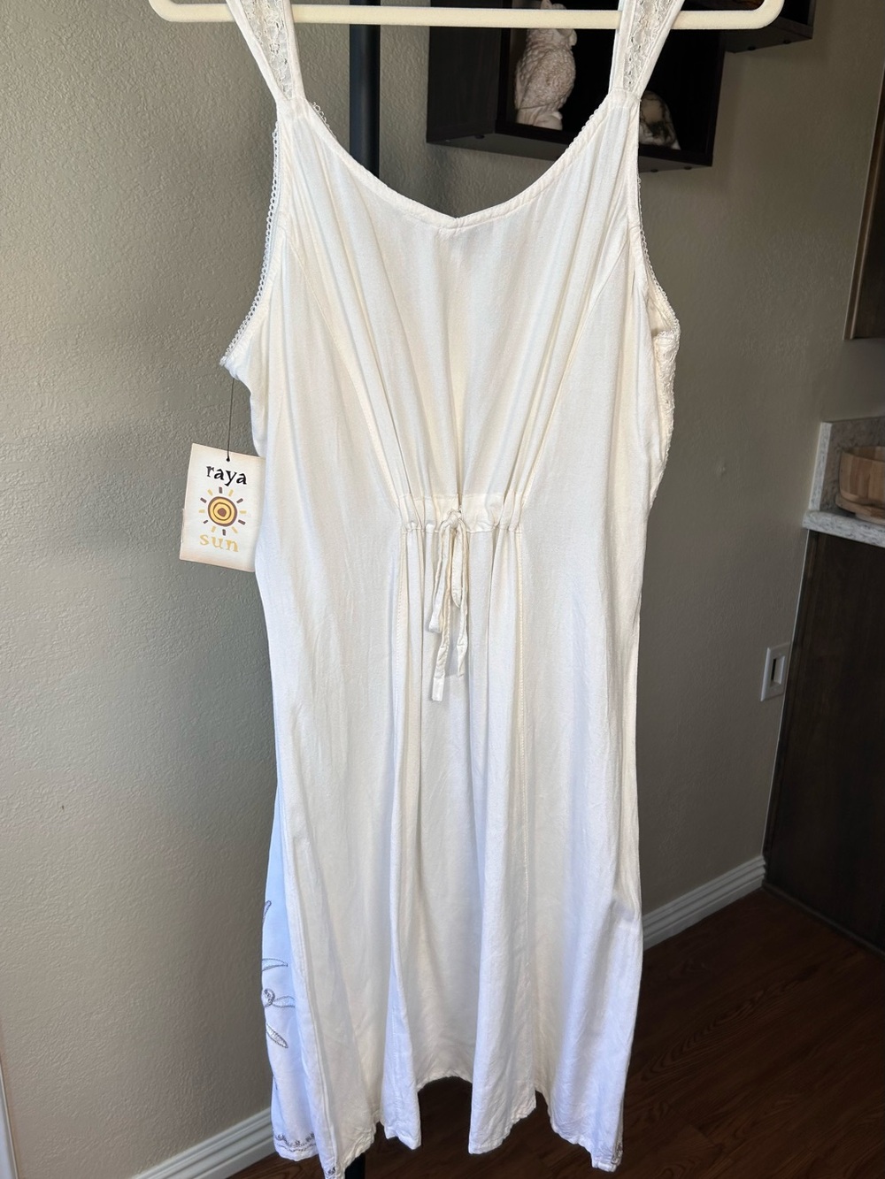 Raya Sun embroidered sleeveless dress, lightweight cotton-rayon blend, size L - Picture 11 of 11